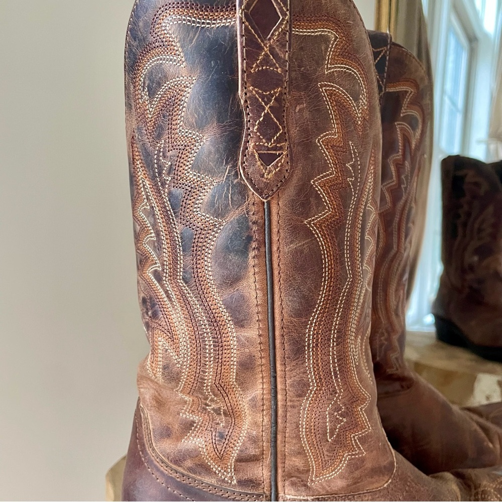 Vintage Leather Embroidered Cowboy Western Boots in Whiskey Brown - 8 - Picture 2 of 7